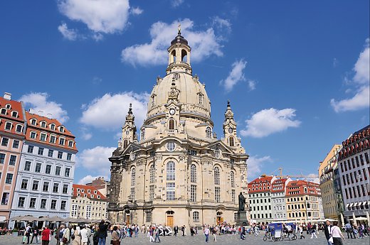  © Scirocco340-shutterstock.com/2013
