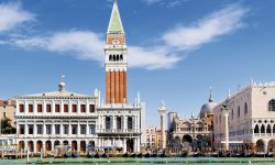 Markusturm - Campanile di San Marco - in Venedig © kameraauge-fotolia.com
